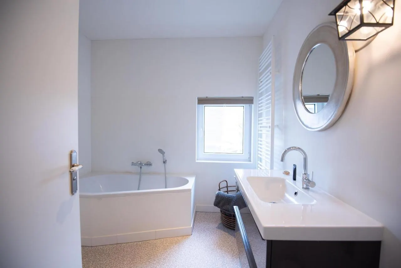 Jeanneke Bosch Apartment Schin op Geul