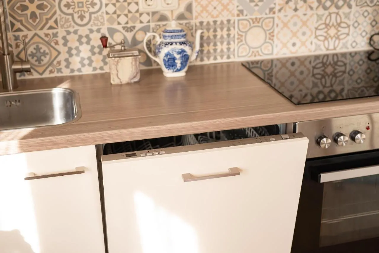 Jeanneke Bosch Apartment Schin op Geul 0*,